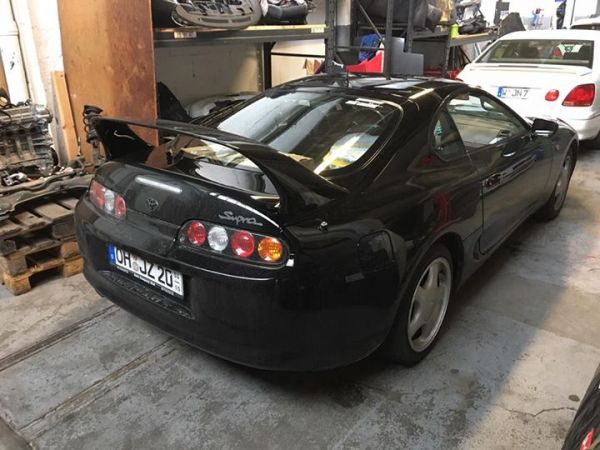 Heute%20zu%20Gast%20Supra%20MK4%20EU%20Spec%20LHD%20%3A%29%0D%0A%0D%0ABekommt%20einen%20gro%DFen%20Service%20und%20neue%20Japan%20Racing%20Schuhe%20verpasst%21